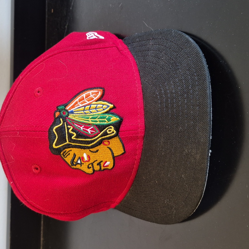 Chicago Blackhawks - New Era 59fifty Red and Black NHL Cap